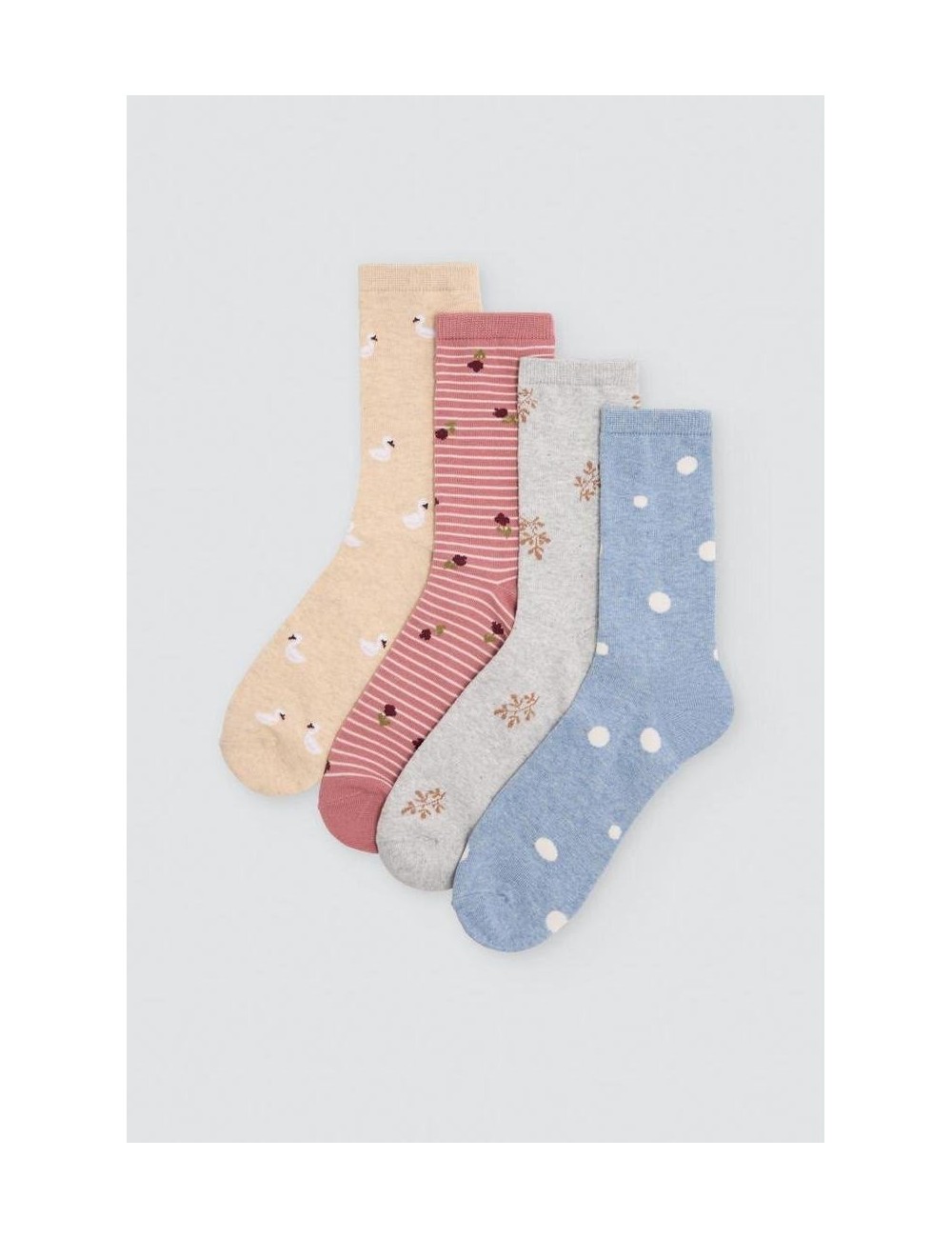 calcetines con estampado ysabel mora 12105